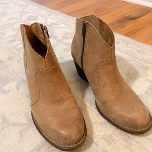 Tan Leather Born Ankle Boots